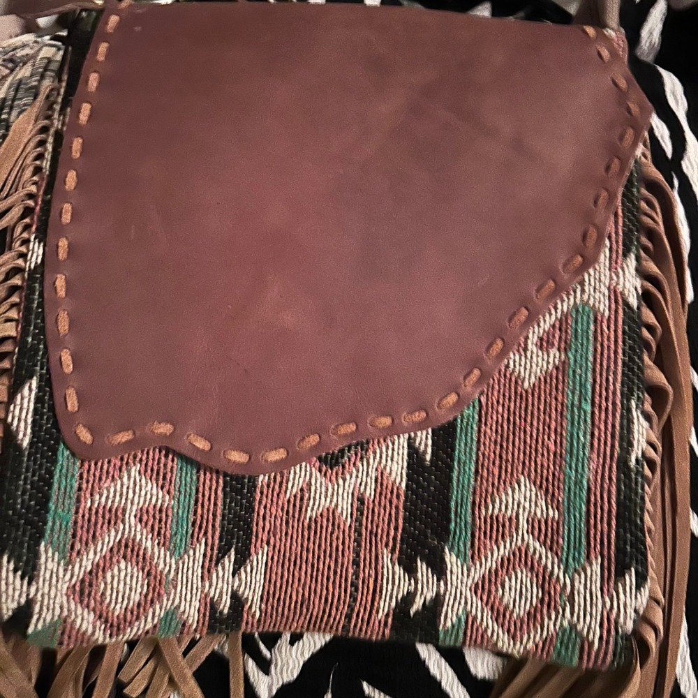 Myra Willow Concealed Bag with Fringe New With Tags Cowgirl Leather NWT - Picture 10 of 10